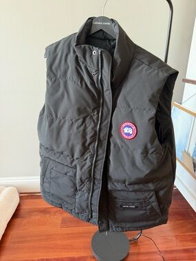 Canada Goose Black Insulated Vest with Signature Round Patch
